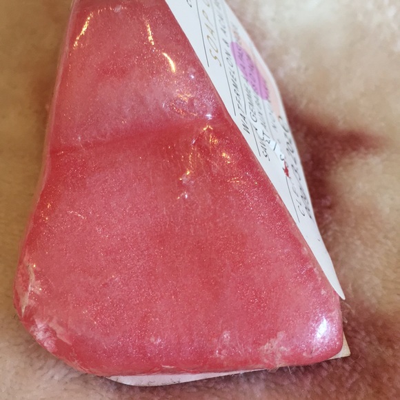 Scented Soap Gem by Sunday Rain Watermellon Acai Berry NWT 3.2 oz - Picture 5 of 12